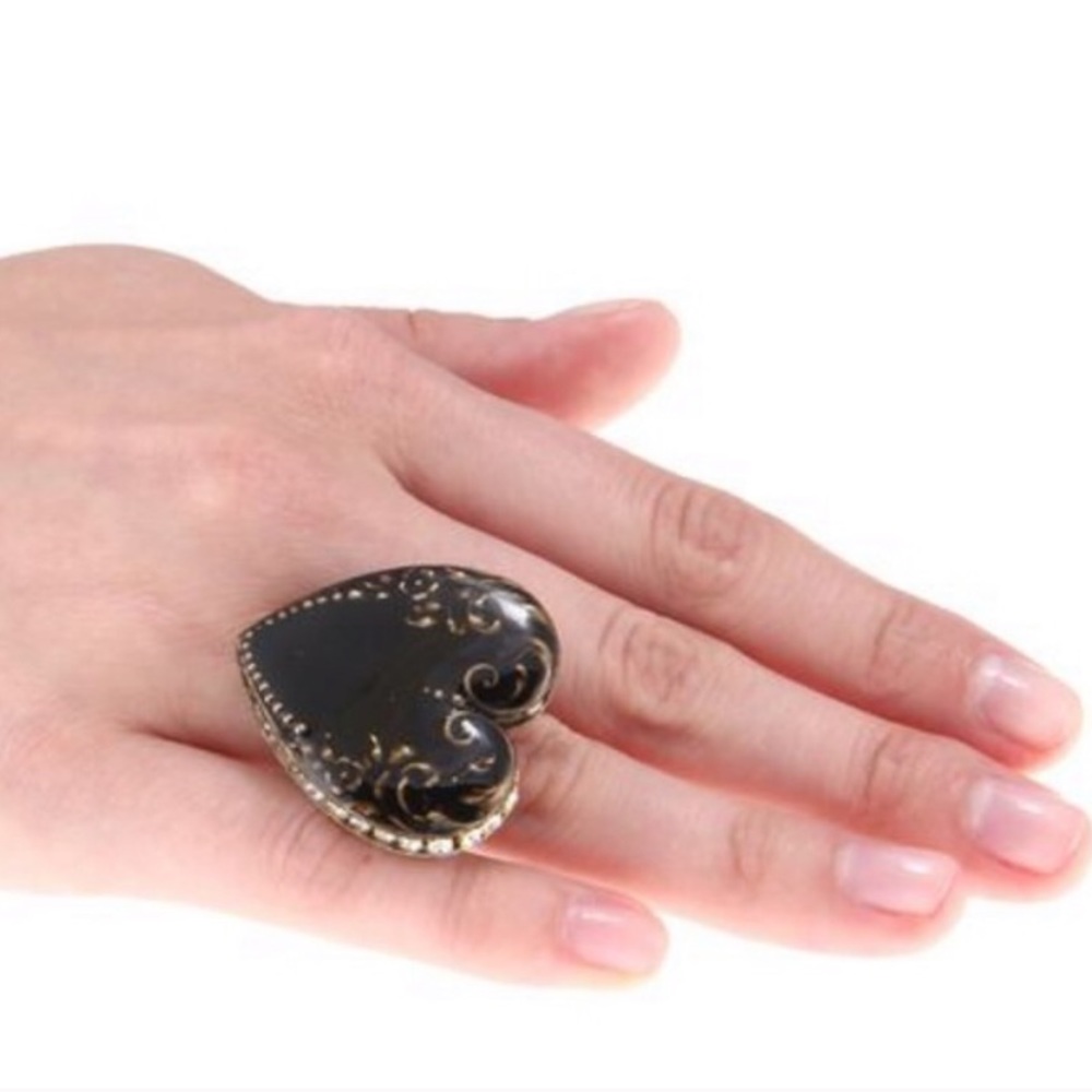 Crystal and Enamel Heart ❤️ Ring- NWT